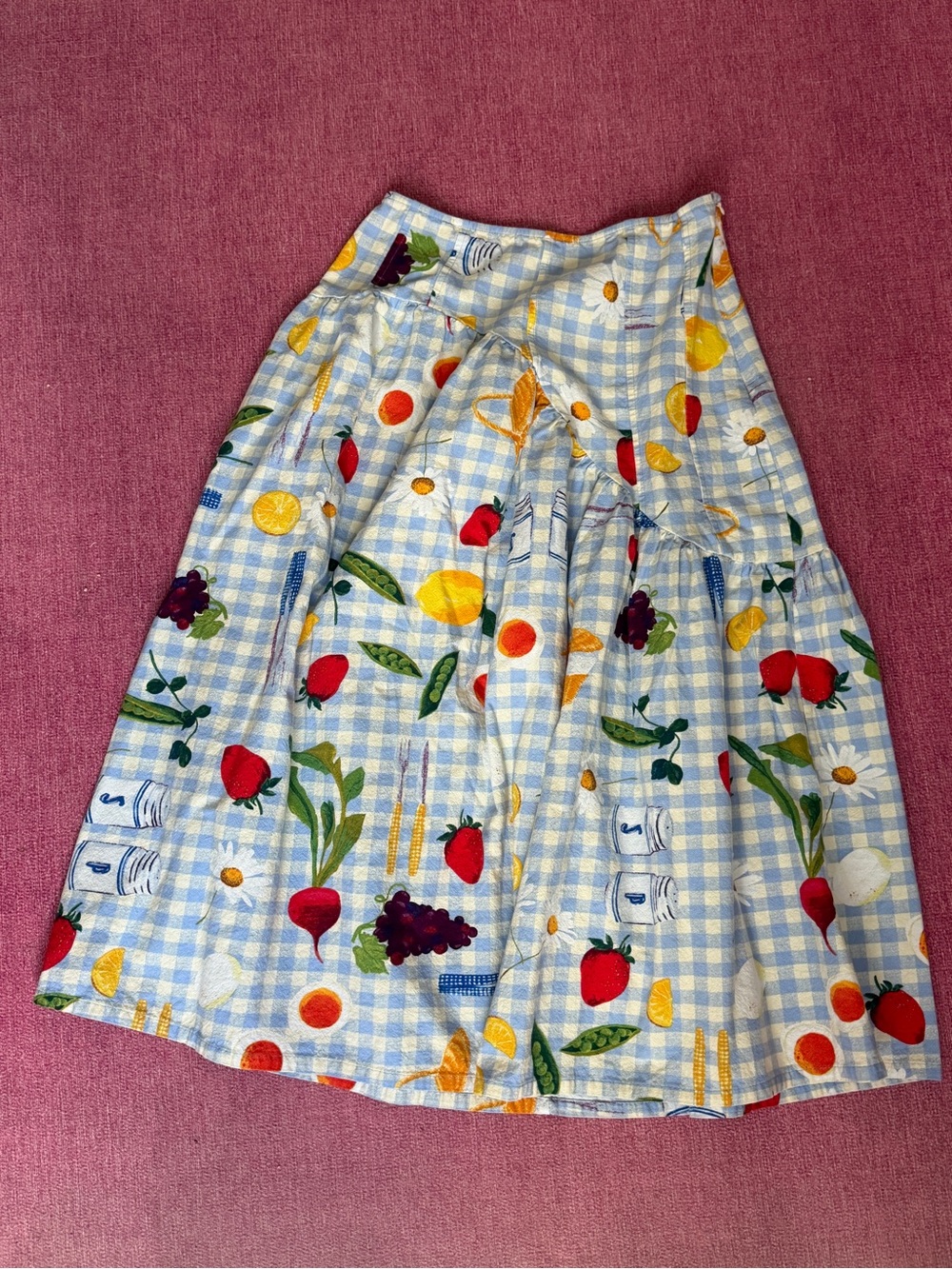 Lisa Says Gah Blue Gingham Fruit-Print picnic Midi Skirt - Picture 2 of 3